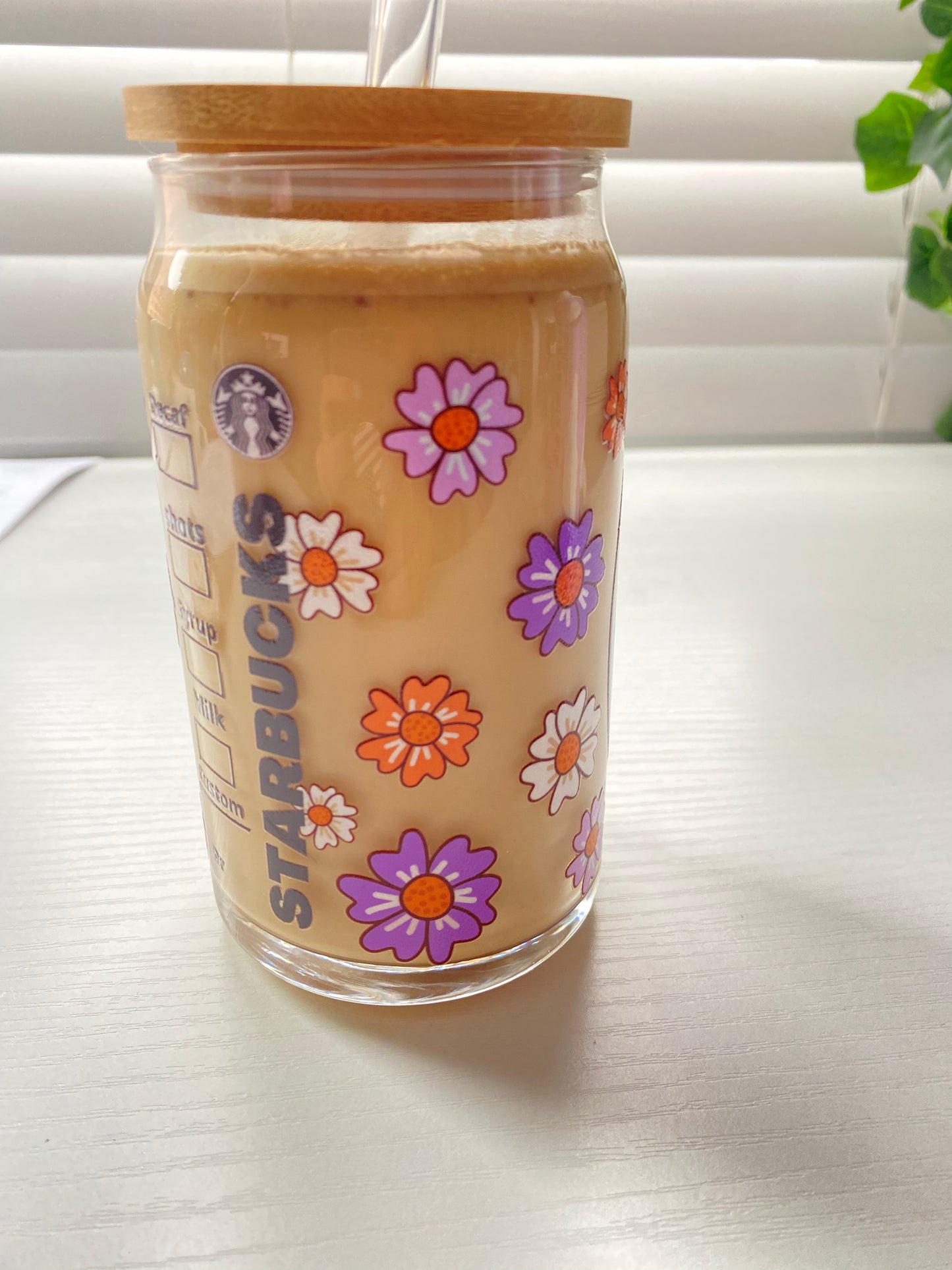 Tigger’s 16 Ounce Glass Can