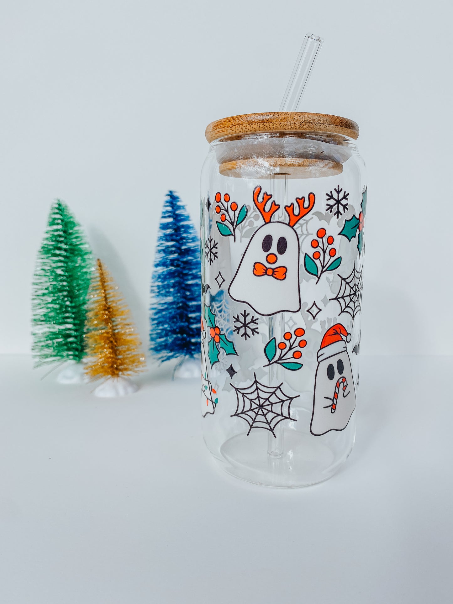 Christmas Spirit 16 Ounce Glass Can