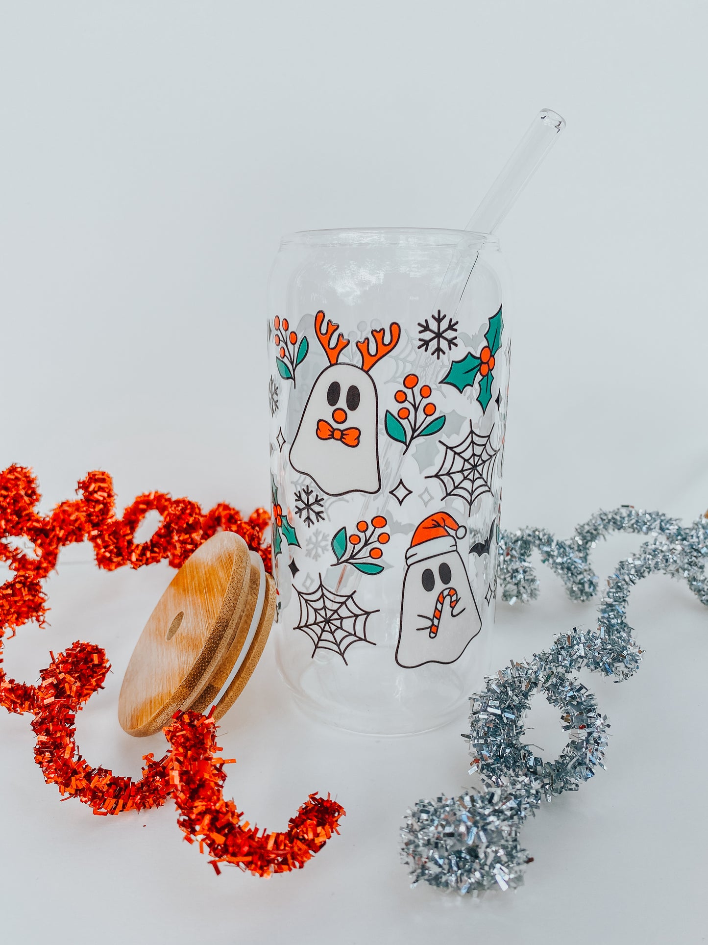 Christmas Spirit 16 Ounce Glass Can