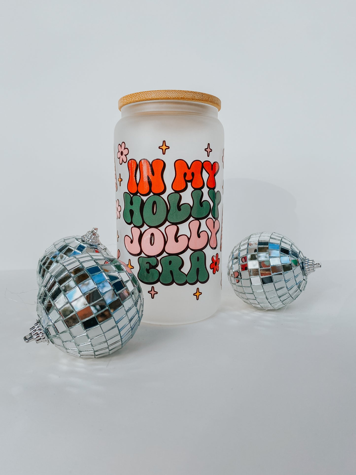 Holly Jolly Era 16 Ounce Cup With Lid and Straw